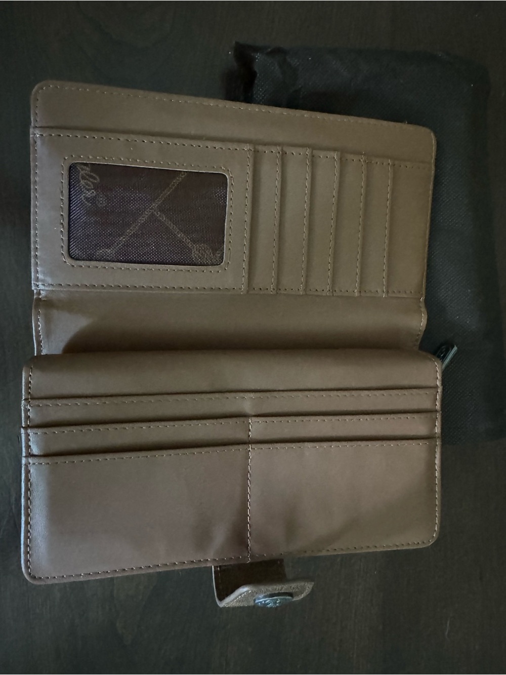 Wrangler Brown Floral Tooled Wallet with Snap Accent - Picture 4 of 8